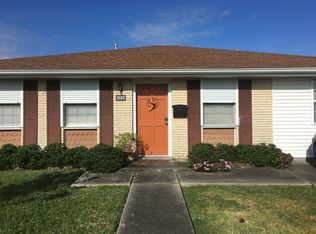558 Dover Ln, Terrytown, LA 70056