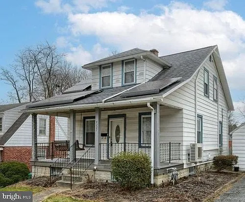 4227 Cambridge St Photo 1