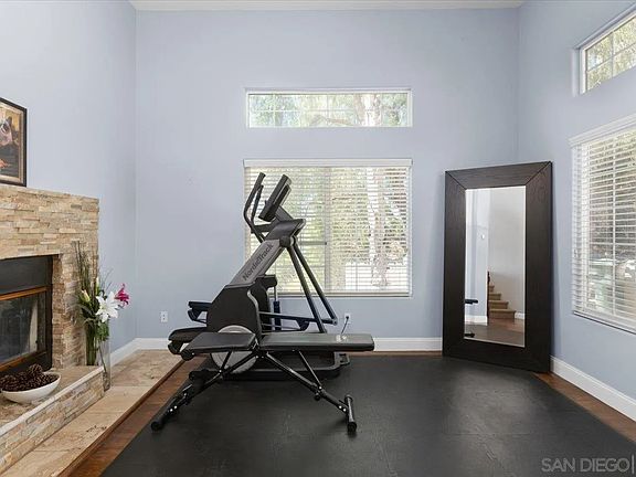 5th image of 17225 Saint Helena Dr