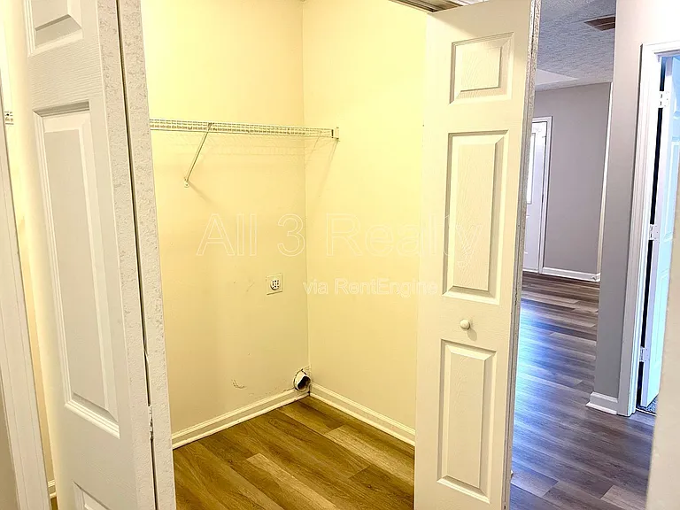 460 Mountainview Dr — Photo 9
