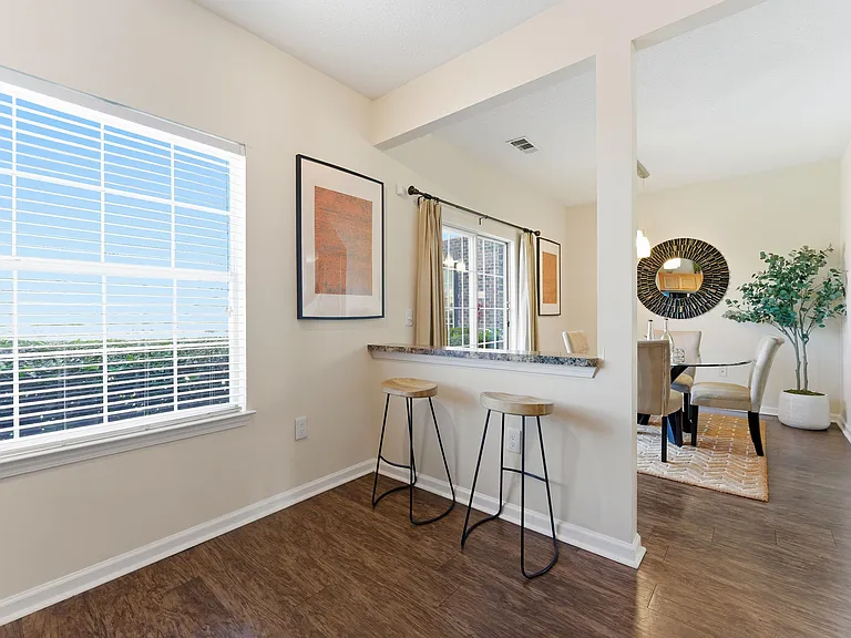 Battle Creek Village Townhomes — Photo 9