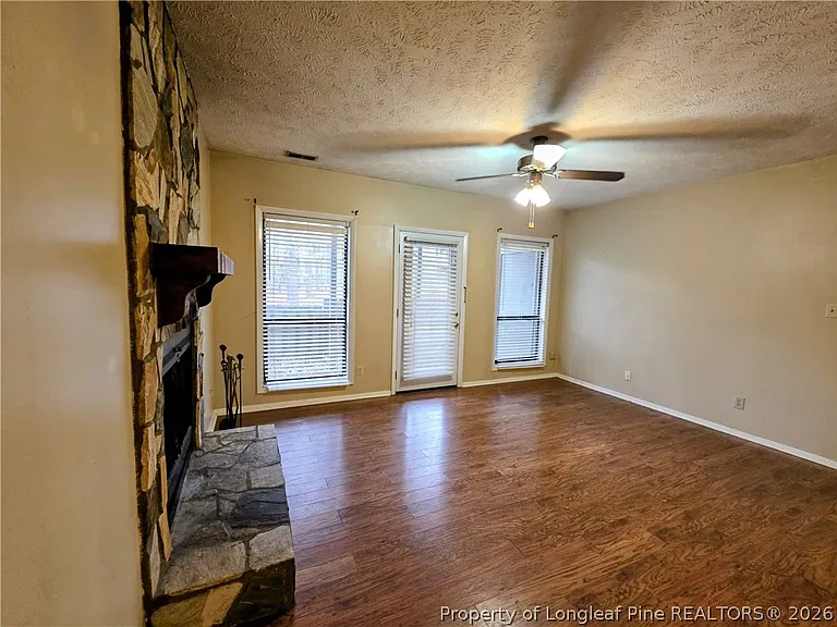1861-3 Tryon Dr #3 — Photo 2