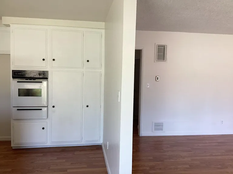 3236 Fairesta St #4 — Photo 10