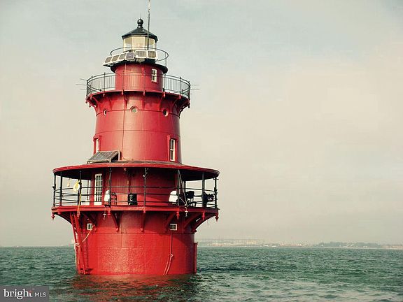 2nd image of Middle Ground Lighthouse