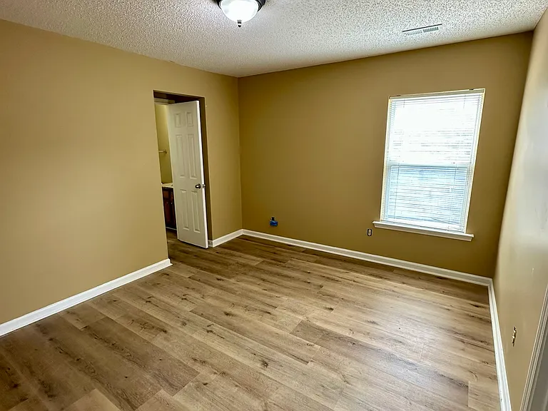 15313 Superior St — Photo 31