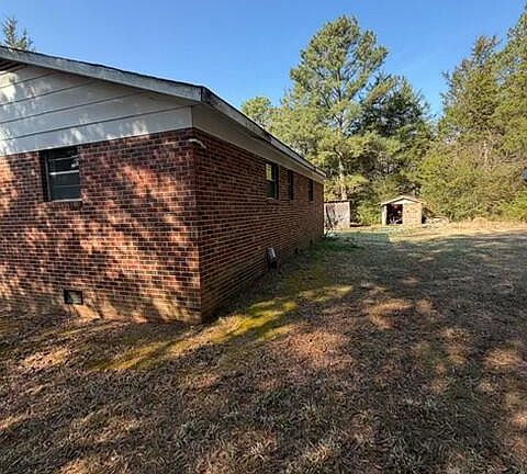 2nd image of 3629 Plantation Rd