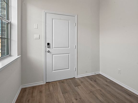 5th image of 5968 Bobbie Jo Ln