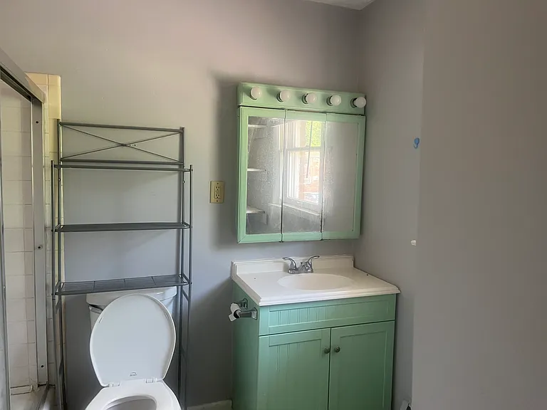 4501 S 6th St #14 — Photo 10
