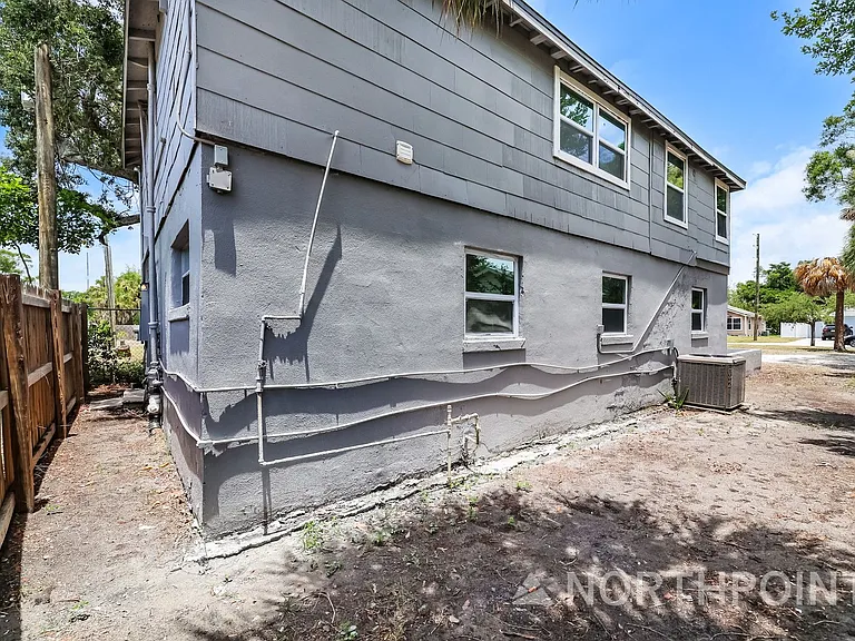 2624 13th Ave S — Photo 15