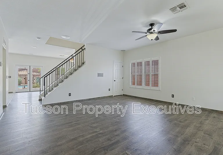 10176 N Nine Iron Dr — Photo 12