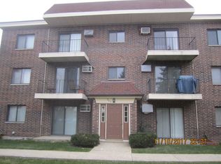 960 N Rohlwing Rd APT 201B, Addison, IL 60101