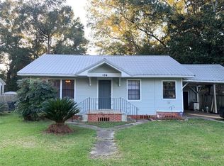 104 Johnston St, Chickasaw, AL 36611