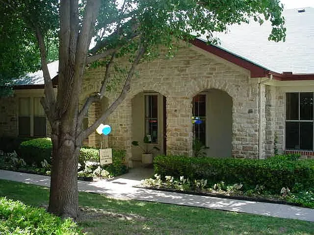 15550 Knoll Trl — Photo 1