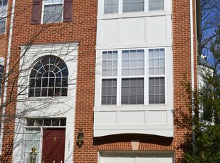 1261 Wild Hawthorn Way, Reston, VA 20194