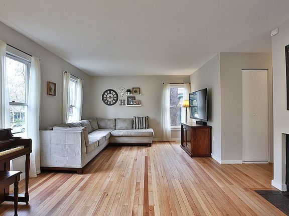 5th image of 1116 Highland St