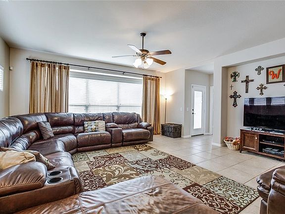 4th image of 4906 Winterview Dr