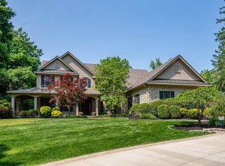 7698 Coldstream Dr, Cincinnati, OH 45255