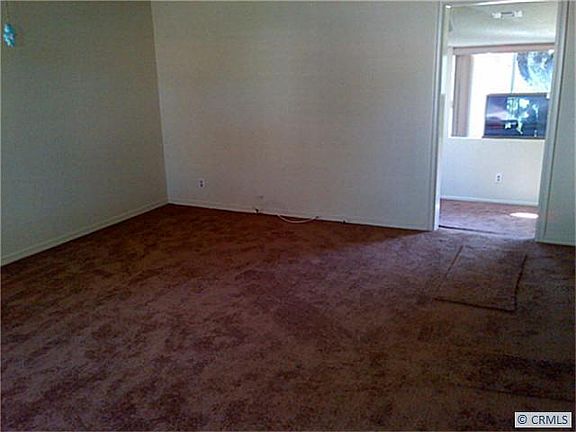 5th image of 9106 Mills Ave