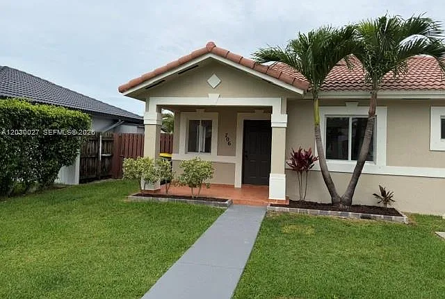 706 SE 14th Ave