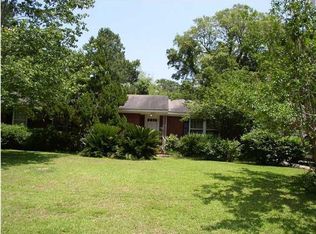 1940 Westminster Rd, Charleston, SC 29407