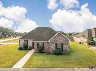 12528 Winter Ridge Dr, Walker, LA 70785