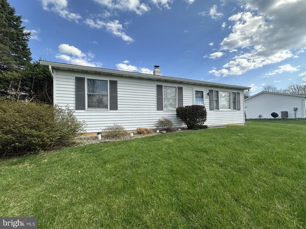 117 Mitch Ave, State College, PA 16801