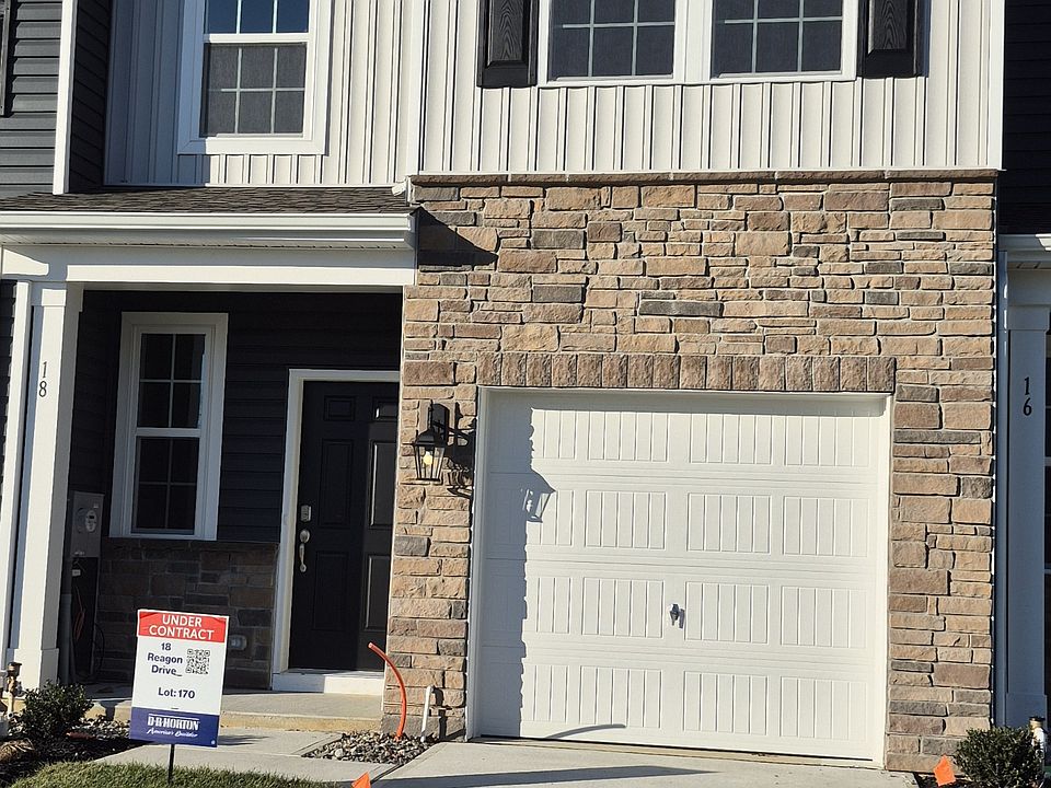 1st image of 18 Reagan Dr