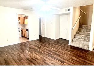 2020 Ridgeview Plz, Mesquite, TX 75149