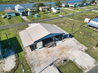 663 Blue Water Blvd, Sargent, TX 77414