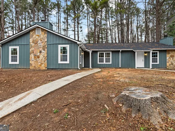 194 Timber Creek Ln SW, Marietta, GA 30060