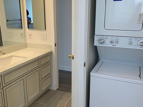 3rd image of 3069 Shadow Springs Pl