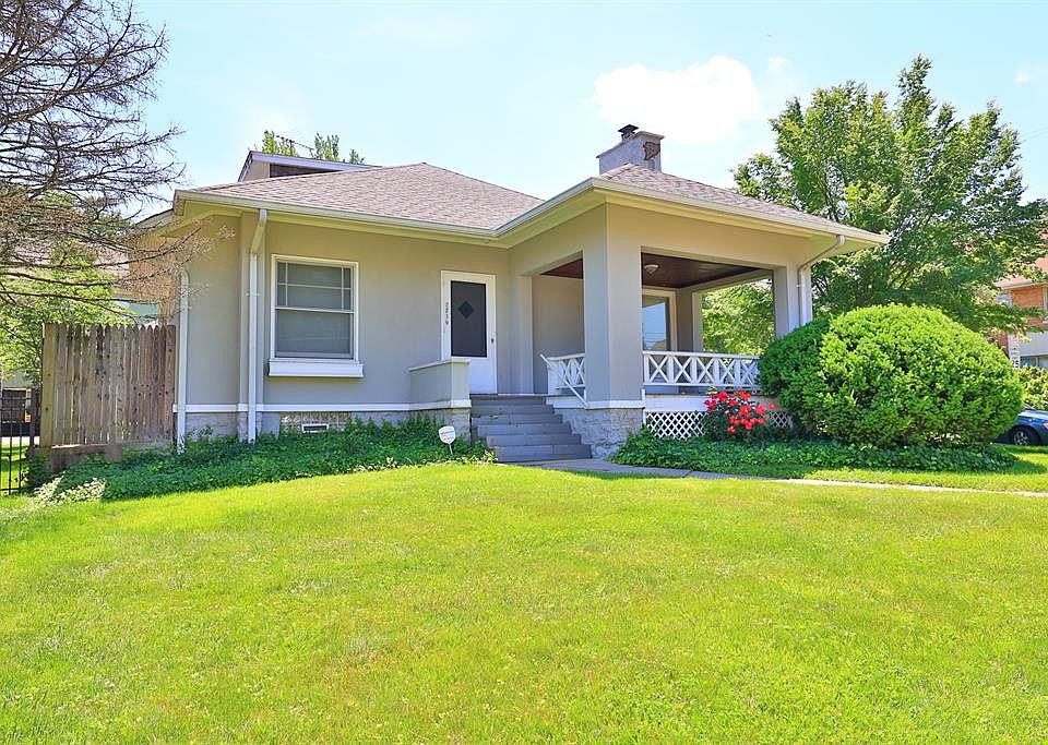 1st image of 2739 Observatory Ave