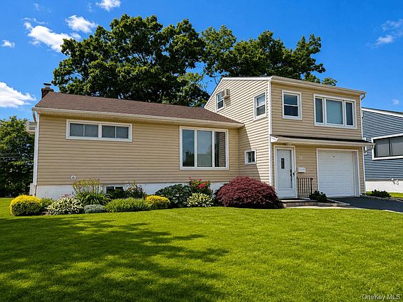 3rd image of 32 Elderberry Lane E