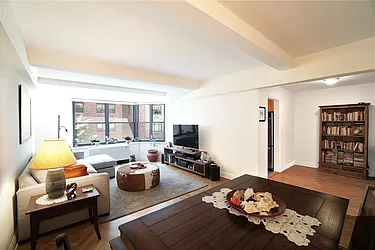 Sold by Renetta Real Estate