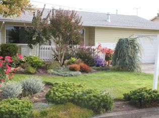 1383 Thompson Rd, Woodburn, OR 97071
