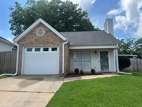 2445 Meadowlark Ln Photo 1
