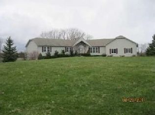 1379 N Hadley Rd, Ortonville, MI 48462