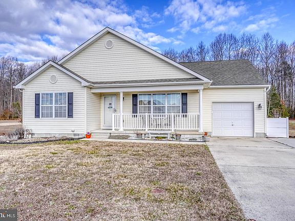 2nd image of 21179 Sand Dollar Trl