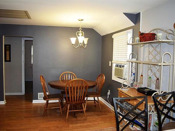 3rd image of 1735 Willis Ave NW