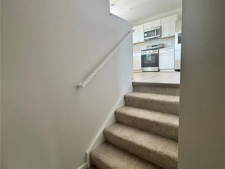 4034 Hemlock Ct — Photo 19