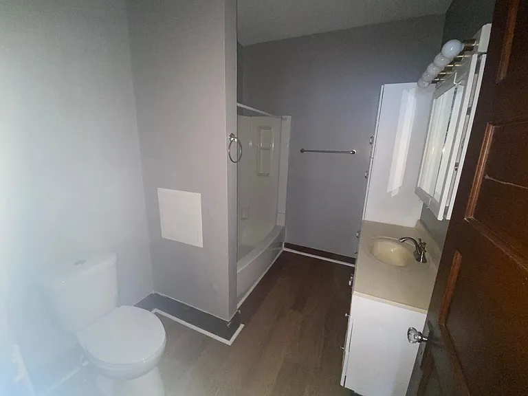 2204 George St — Photo 15