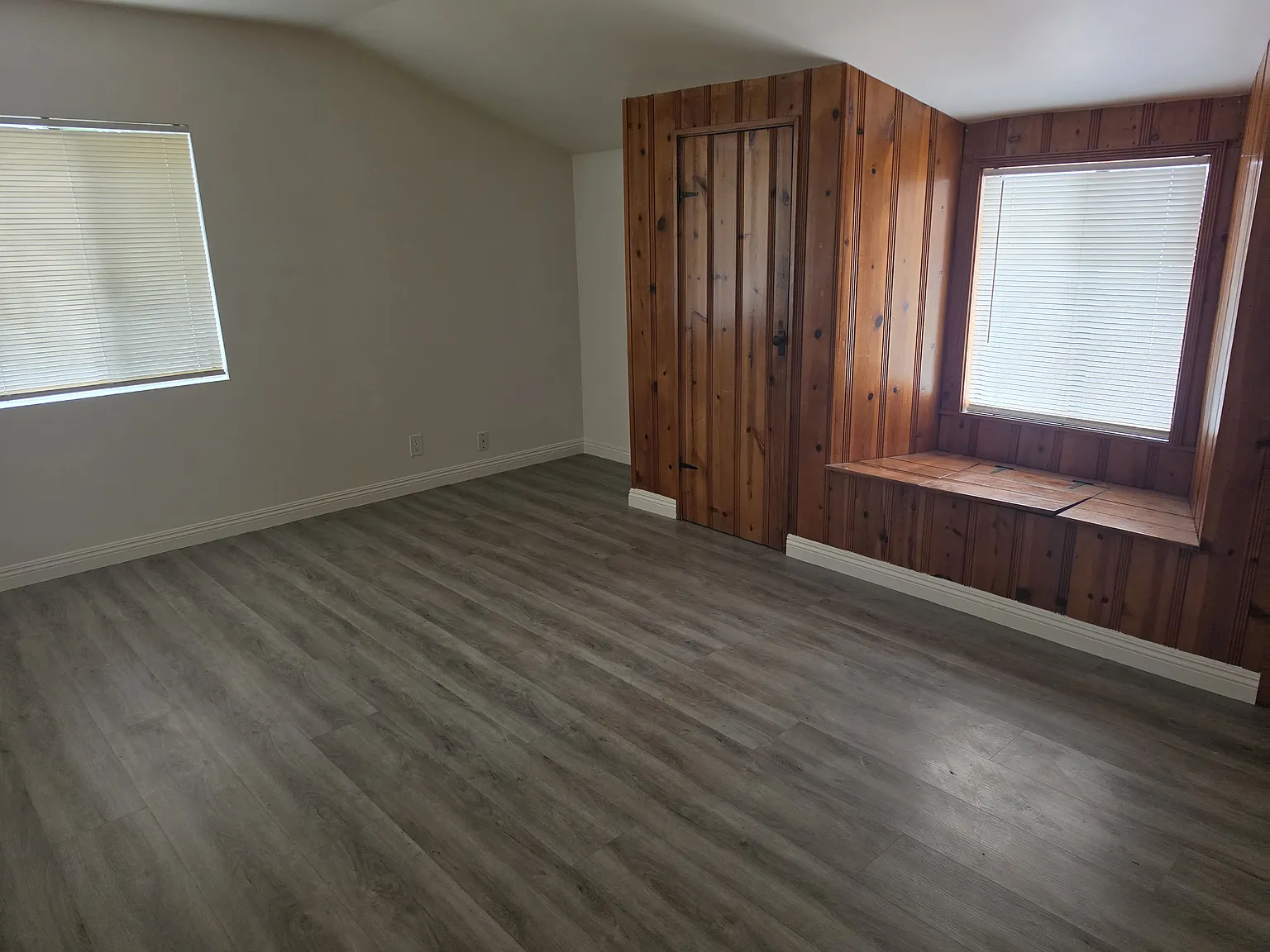 3 bed, 2112 sqft, $3,900 — Photo 4