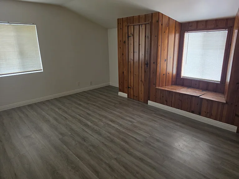 3366 Charlotte Ave — Photo 4