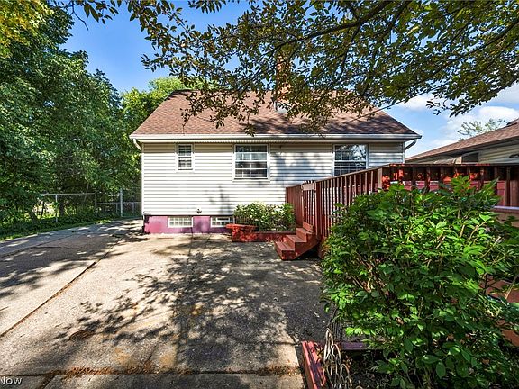 4th image of 4630 W 190th St