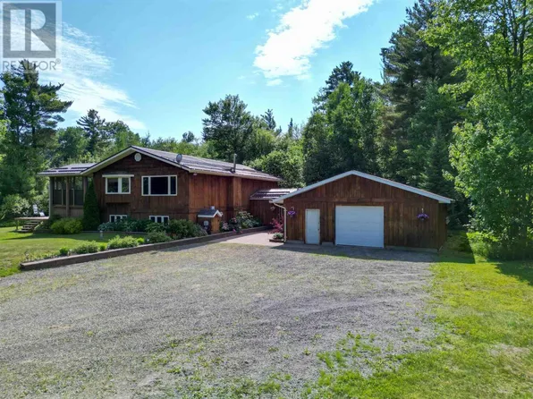 565 Walls Side Rd, Prince, ON P6A 6K4