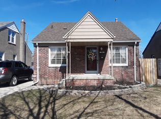 986 Goddard St, Wyandotte, MI 48192