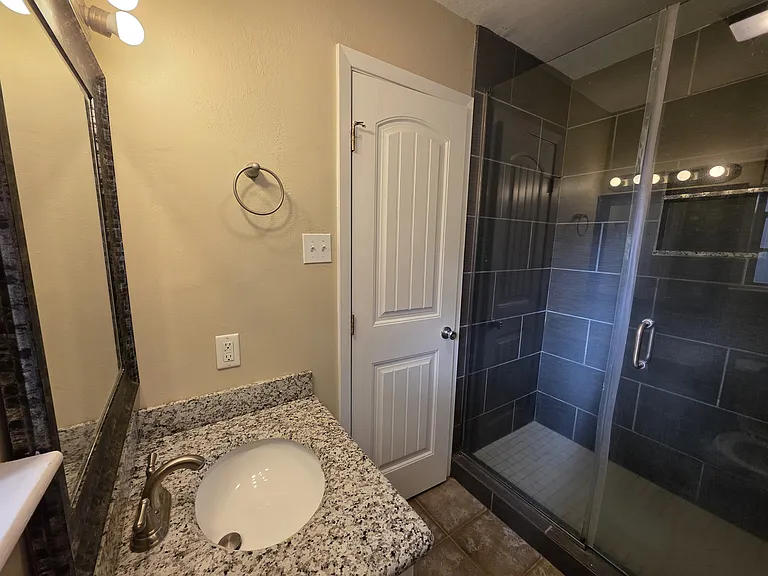 5219 Goodland Dr — Photo 15