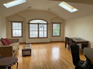 15 Hague St #2, Jersey City, NJ 07307