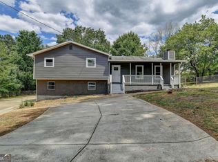 483 Bramden Cir, Lawrenceville, GA