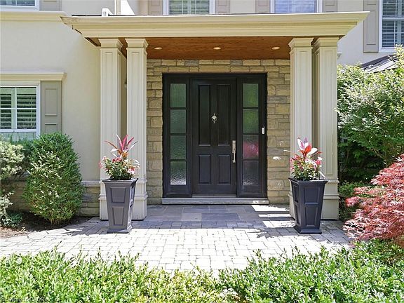 4th image of 153 Cairncroft Rd